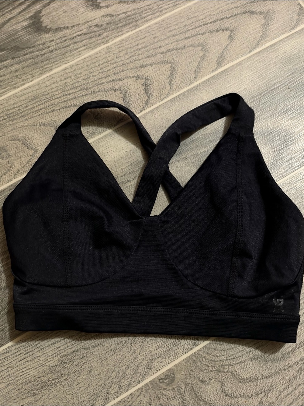 Good American Black Cross-Back Sports Bralette